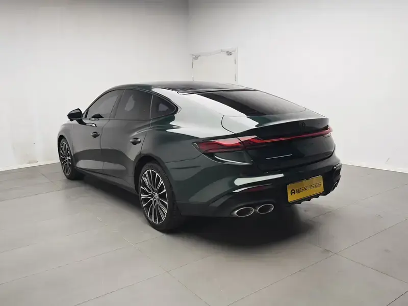 2023 MG 7 с пробегом 12 300 км