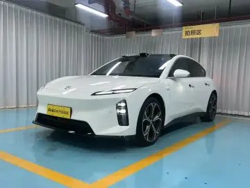 Nio ET5