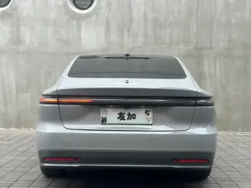 2021 Nio ET7 с пробегом 122 000 км