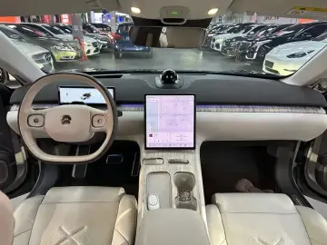 2021 Nio ET7 с пробегом 99 000 км