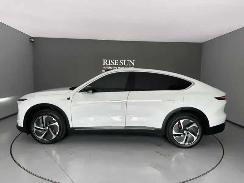 2023 Nio EC7 с пробегом 97 700 км