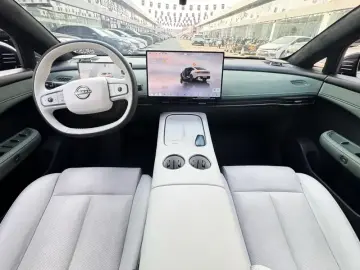 2025 Nissan N7 с пробегом 9 000 км