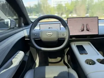 2025 Nissan N7 с пробегом 14 000 км