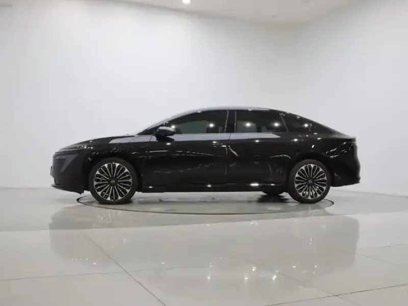 2025 Nissan N7 с пробегом 20 400 км