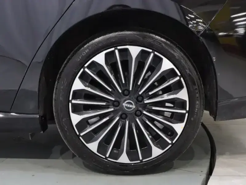 2025 Nissan N7 с пробегом 20 400 км