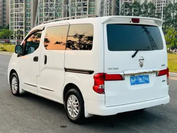 2014 Nissan NV200 с пробегом 150 000 км