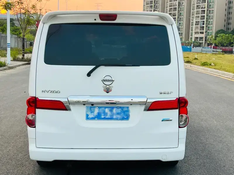 2014 Nissan NV200 с пробегом 150 000 км