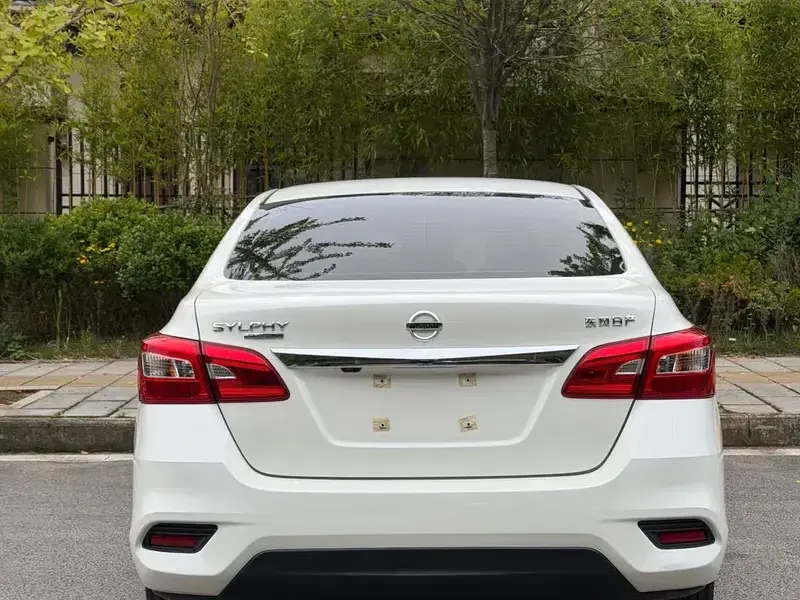 2024 Nissan Sylphy с пробегом 14 000 км