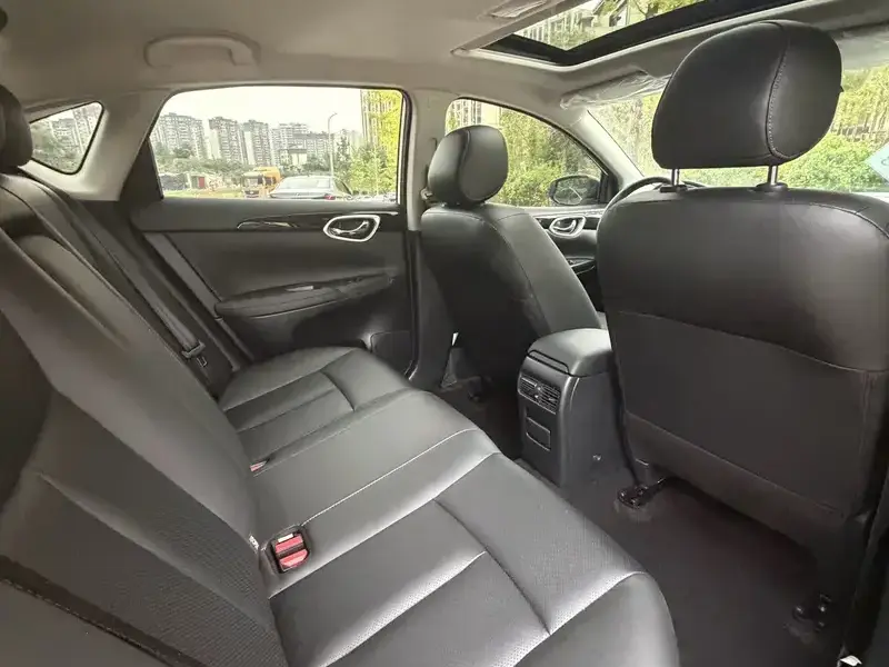 2024 Nissan Sylphy с пробегом 14 000 км