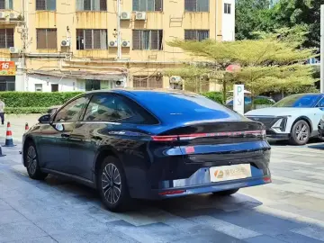 2026 Nissan N6 с пробегом 6 000 км