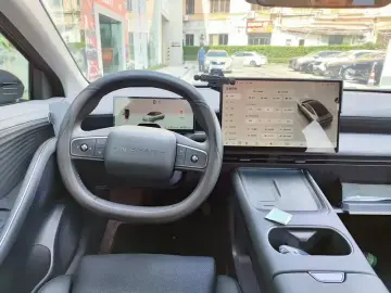 2026 Nissan N6 с пробегом 6 000 км