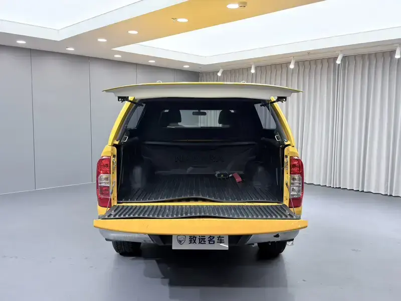 2017 Nissan Navara (Frontier) с пробегом 24 400 км