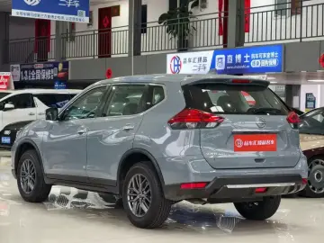 2025 Nissan X-Trail с пробегом 100 км