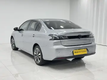2022 Peugeot 408 с пробегом 42 400 км