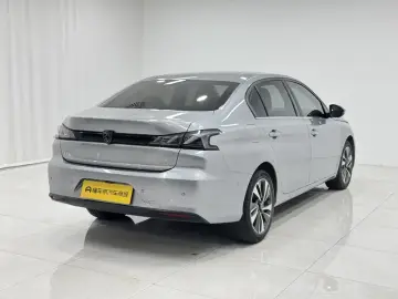 2022 Peugeot 408 с пробегом 42 400 км