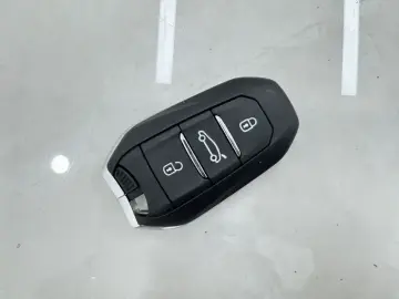 2022 Peugeot 408 с пробегом 42 400 км