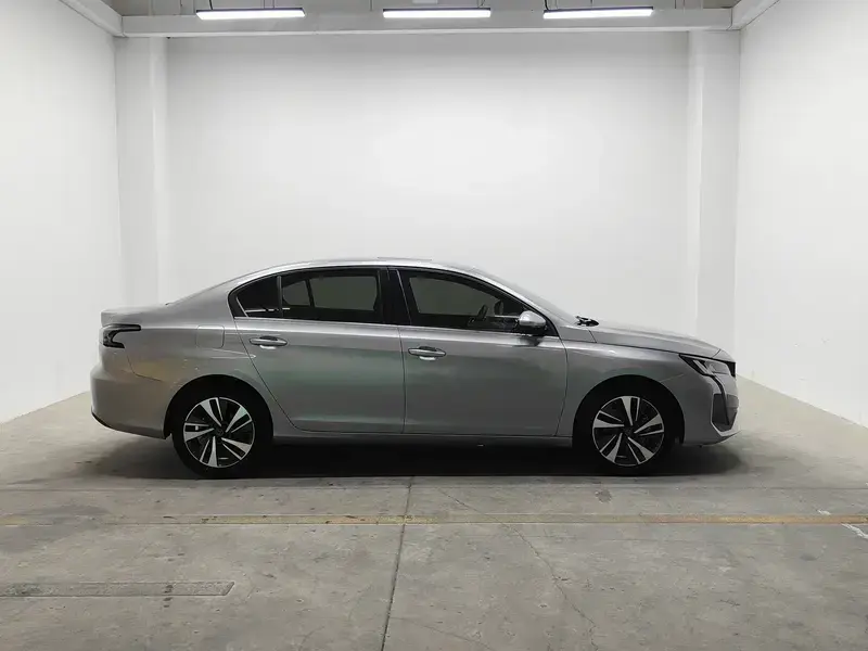 2022 Peugeot 408 с пробегом 19 000 км