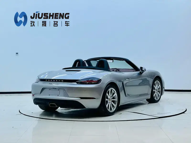 2022 Porsche 718 Spyder с пробегом 13 500 км