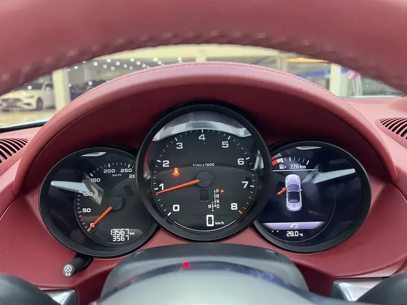 2022 Porsche 718 Spyder с пробегом 13 500 км