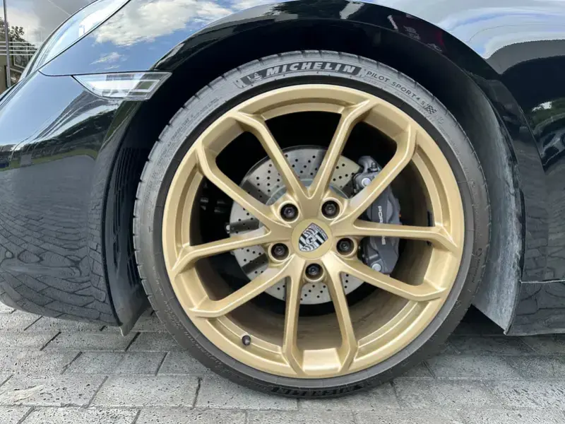 2023 Porsche 718 Spyder с пробегом 3 300 км