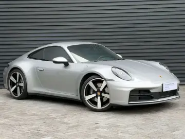 2026 Porsche 911 с пробегом 2 000 км