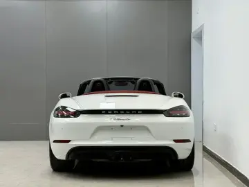 2020 Porsche 718 Spyder с пробегом 37 000 км