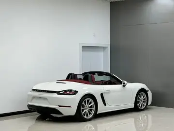 2020 Porsche 718 Spyder с пробегом 37 000 км