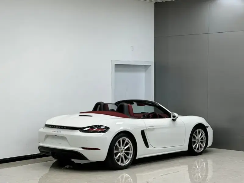 2020 Porsche 718 Spyder с пробегом 37 000 км