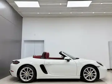 2020 Porsche 718 Spyder с пробегом 37 000 км