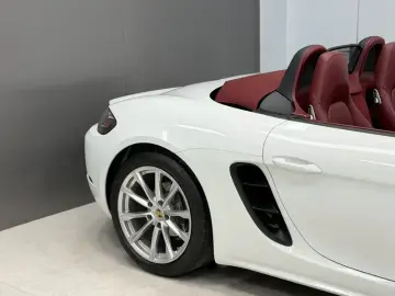 2020 Porsche 718 Spyder с пробегом 37 000 км
