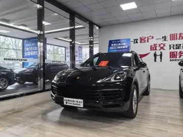 2023 Porsche Cayenne с пробегом 76 000 км