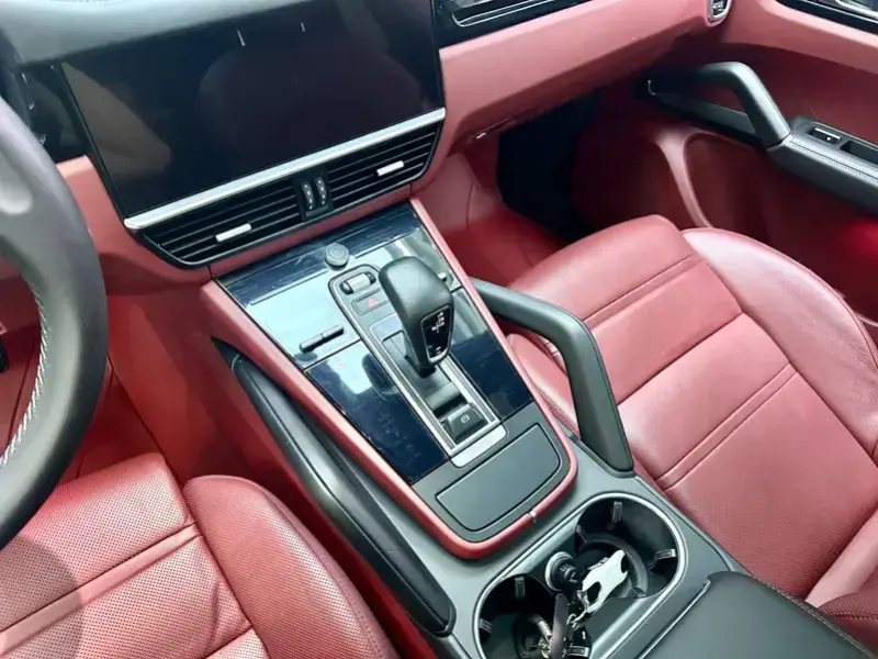2023 Porsche Cayenne с пробегом 41 000 км