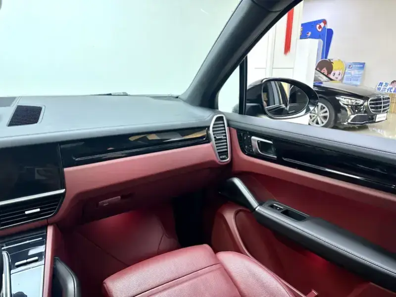 2023 Porsche Cayenne с пробегом 41 000 км