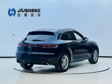 2021 Porsche Macan с пробегом 42 000 км