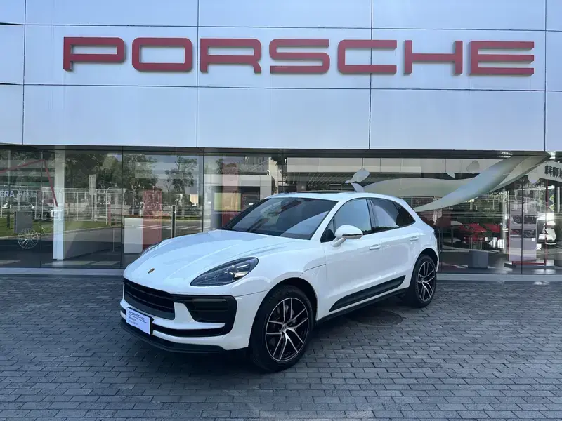 2023 Porsche Macan с пробегом 54 000 км
