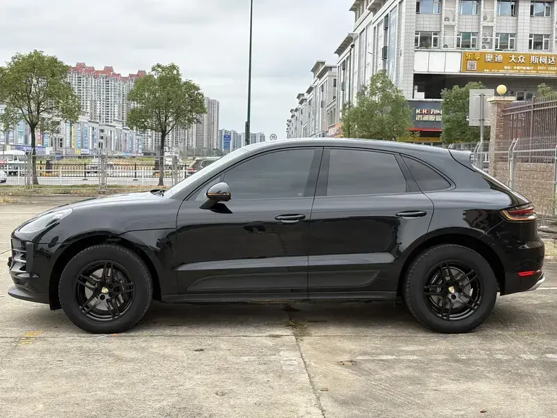 2021 Porsche Macan с пробегом 50 000 км