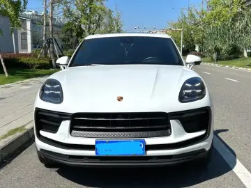 2023 Porsche Macan с пробегом 29 000 км