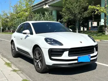 2023 Porsche Macan с пробегом 29 000 км