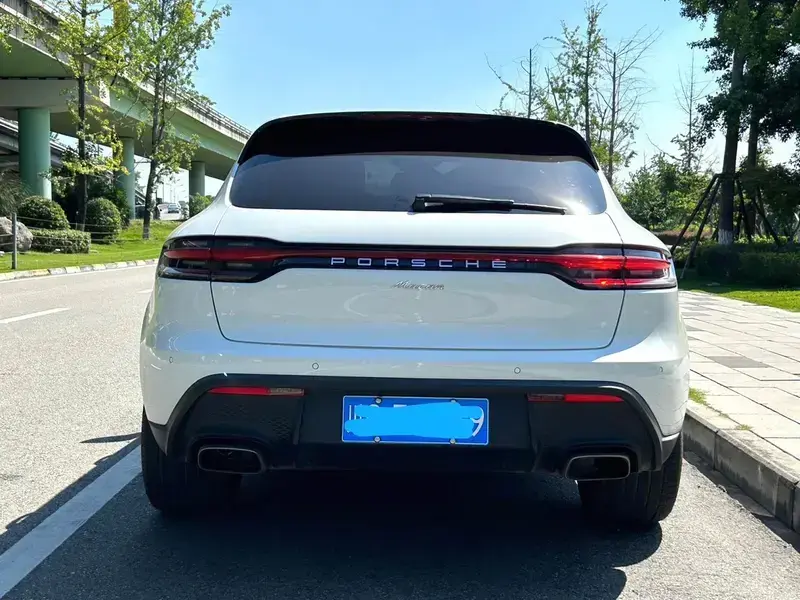 2023 Porsche Macan с пробегом 29 000 км