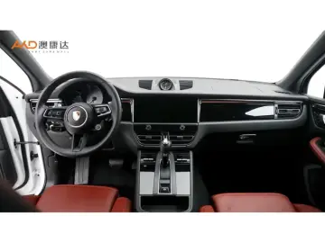 2023 Porsche Macan с пробегом 30 300 км
