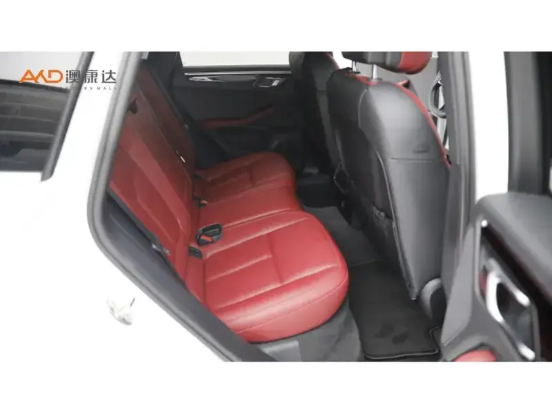 2023 Porsche Macan с пробегом 30 300 км