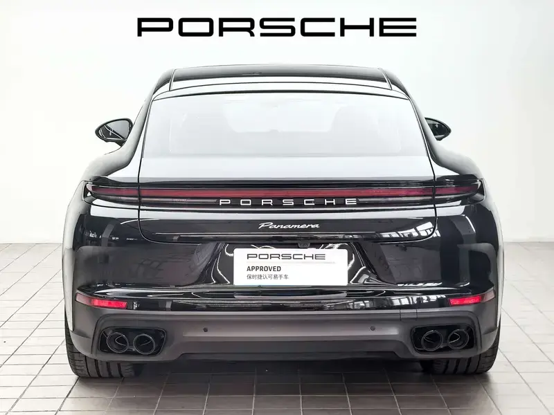 2024 Porsche Panamera с пробегом 12 000 км