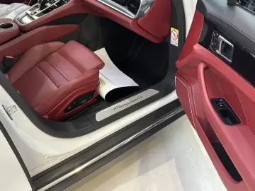 2023 Porsche Panamera с пробегом 54 000 км