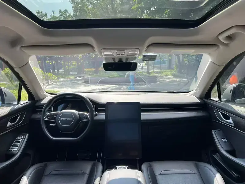 2021 Seres SF5 с пробегом 108 000 км