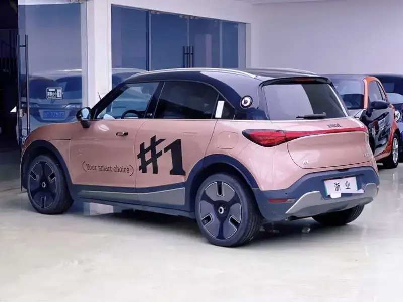2022 Smart #1 с пробегом 21 000 км