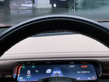 2022 Smart #1 с пробегом 21 000 км
