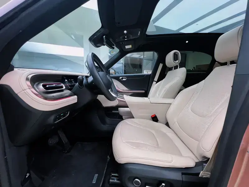 2022 Smart #1 с пробегом 21 000 км