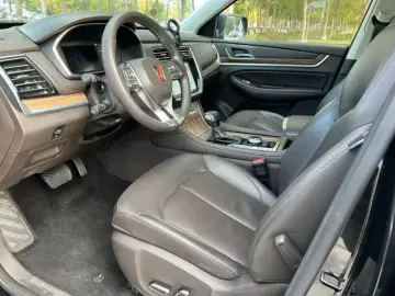 2019 Roewe RX8 с пробегом 80 000 км