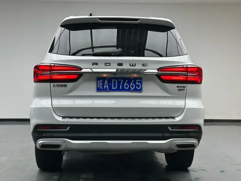 2018 Roewe RX8 с пробегом 81 000 км
