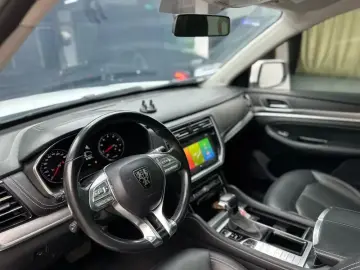 2018 Roewe RX8 с пробегом 81 000 км